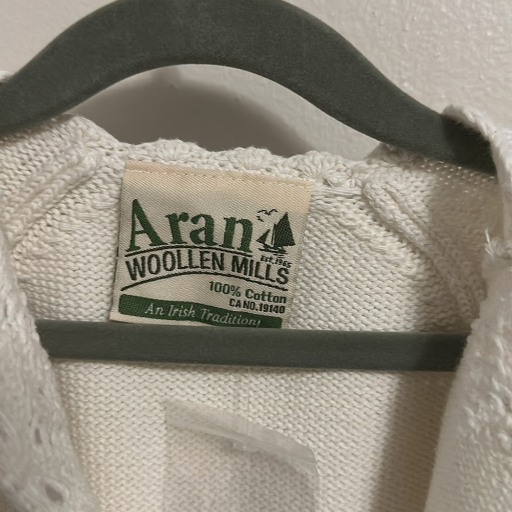 Aran Woollen Mills Irish baby Sweater - Picture 2 of 3